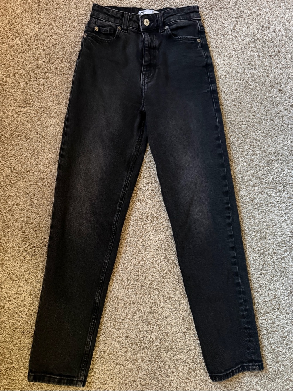 Zara Women's High-Rise Black Straight Jeans